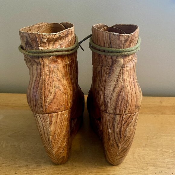 JEFFREY CAMPBELL ROXIE WOODGRAIN PLATFORM 6 - Picture 3 of 7